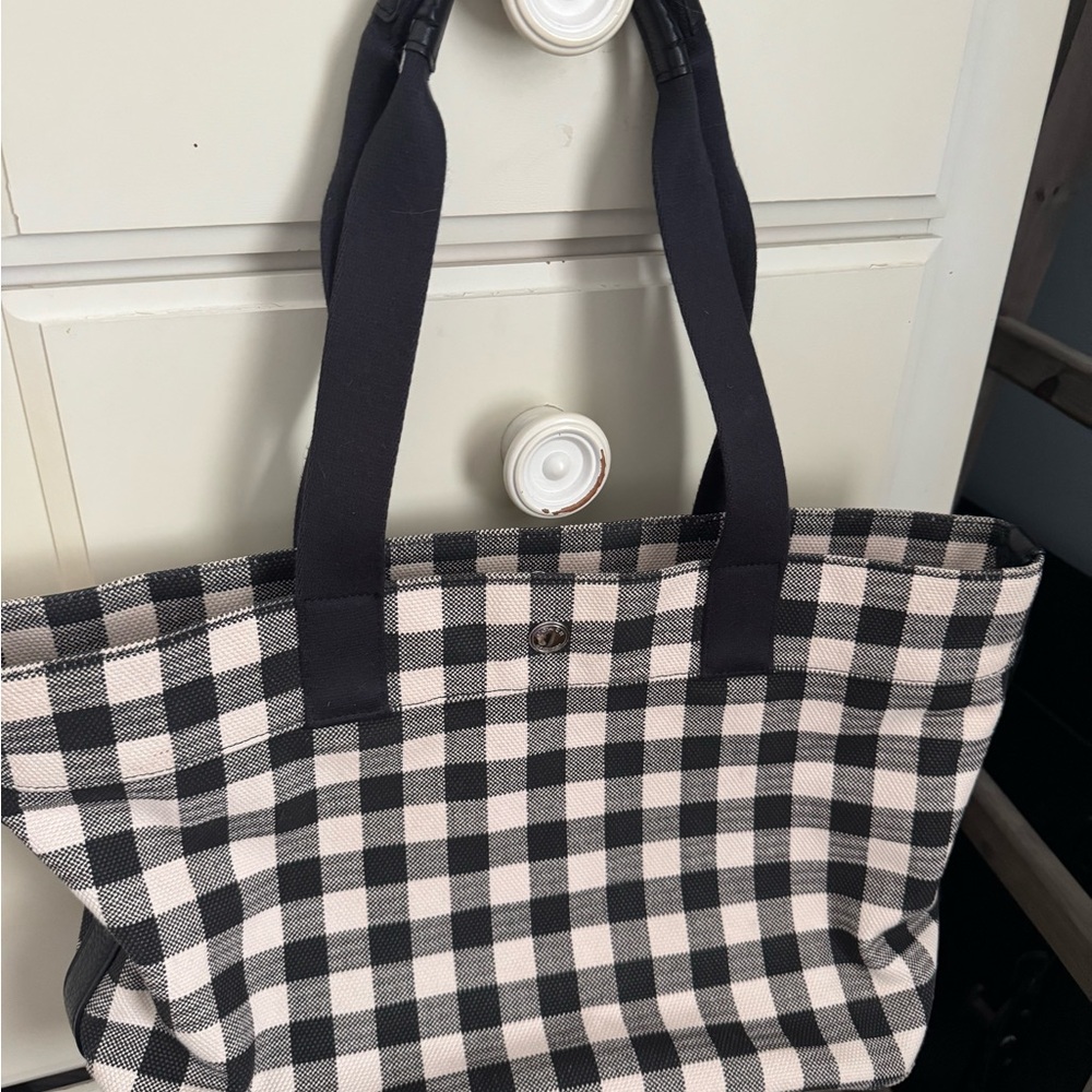 Authentic Coach Tote Bag with Matching Wallet